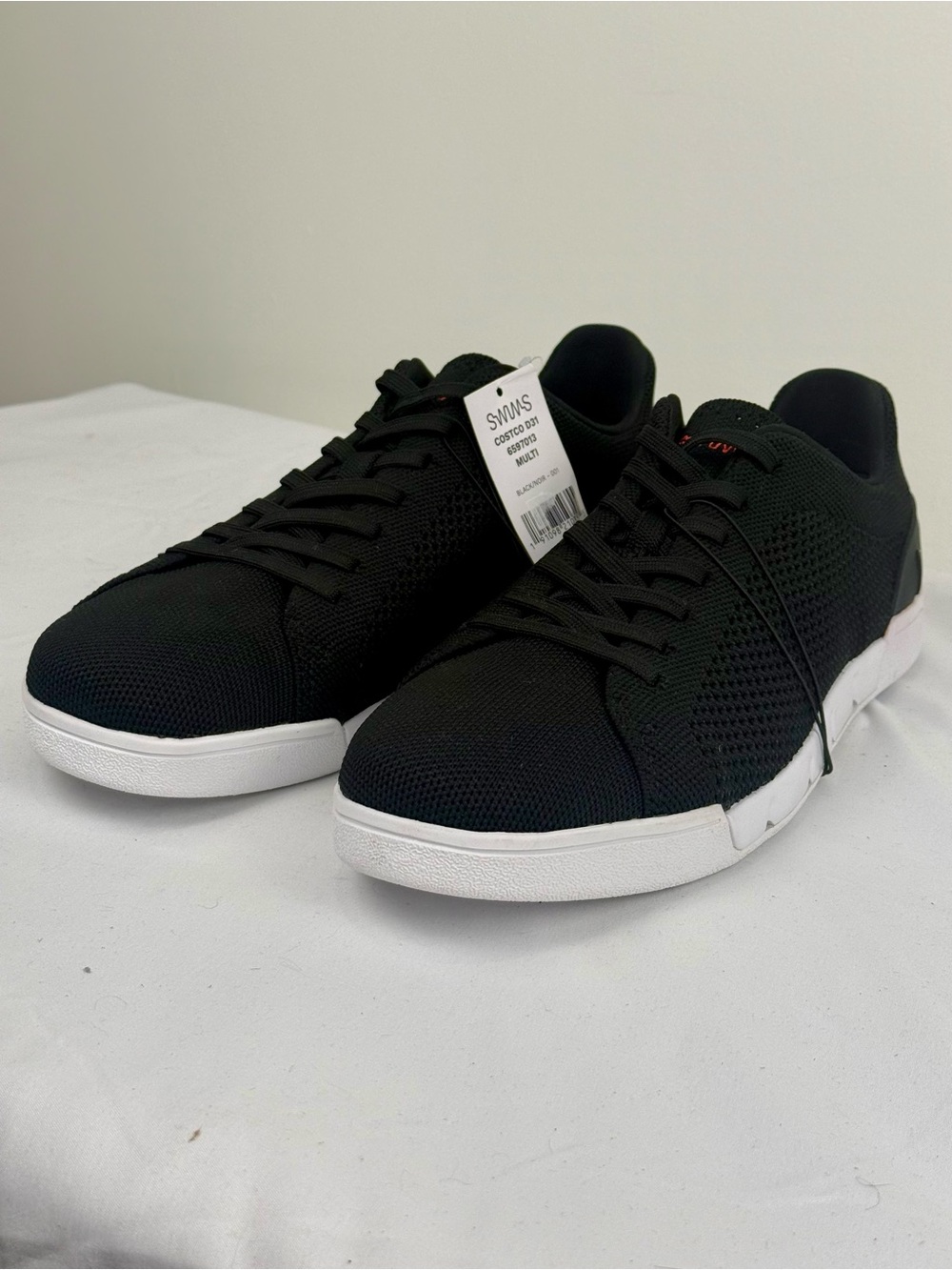 SWIMS Black Knit Sneakers Men’s Size 13 Lightweight Lace Up Shoes